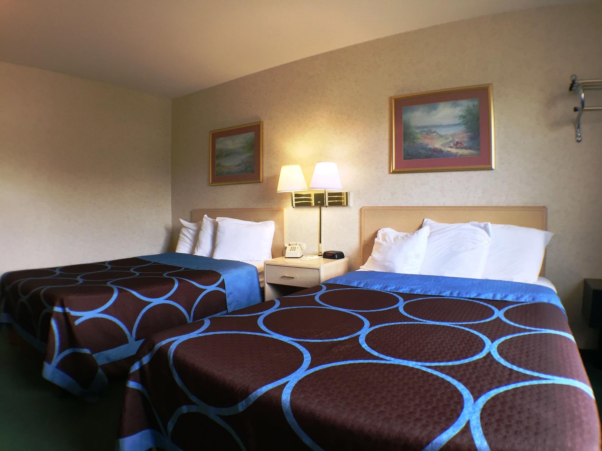 Super 8 By Wyndham Canandaigua Eksteriør billede
